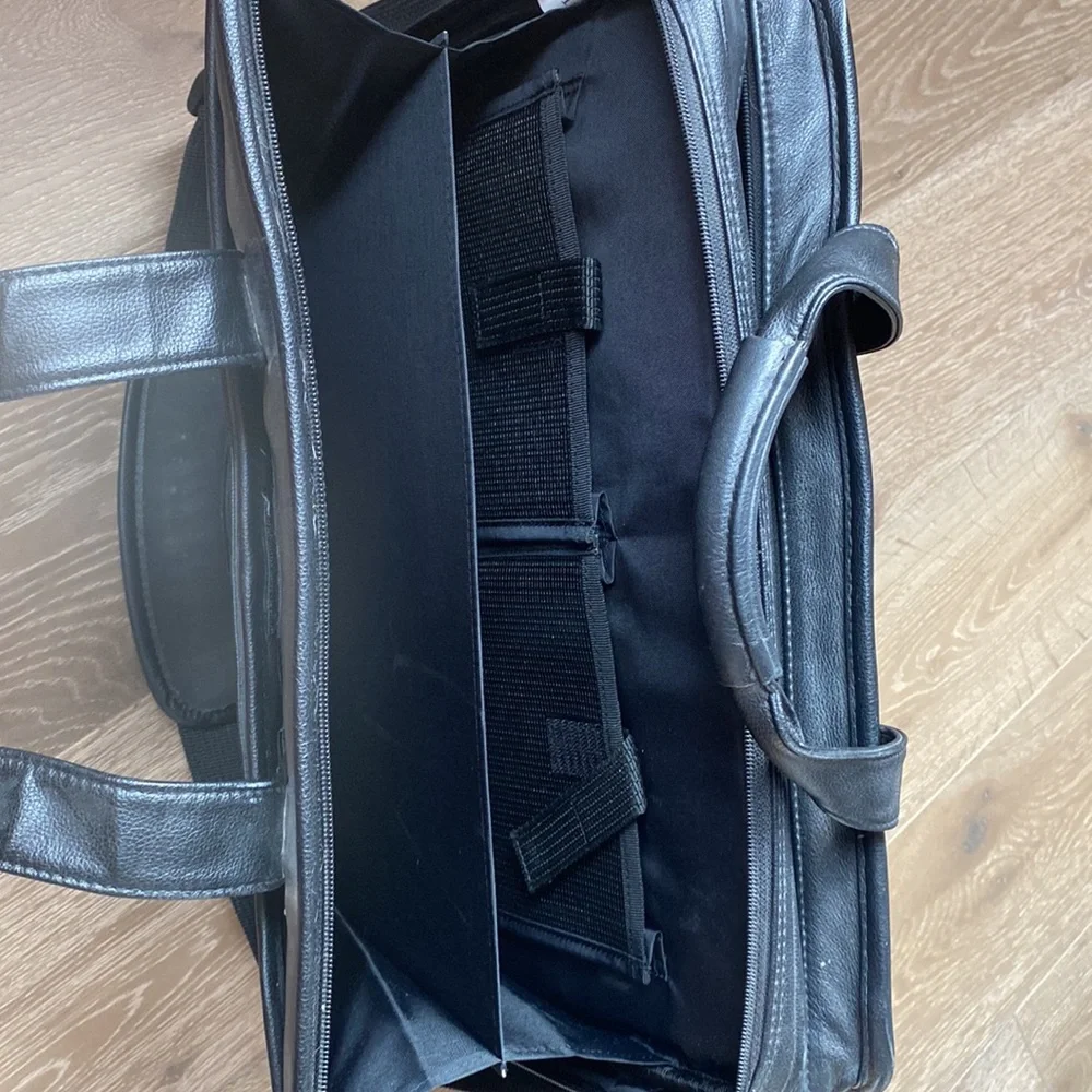 Dell Leather Messenger Laptop Brief Bag